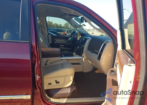 2016 Ram 1500 Laramie z USA, uszkodzony, nr VIN 1C6RR6NT8GS278105